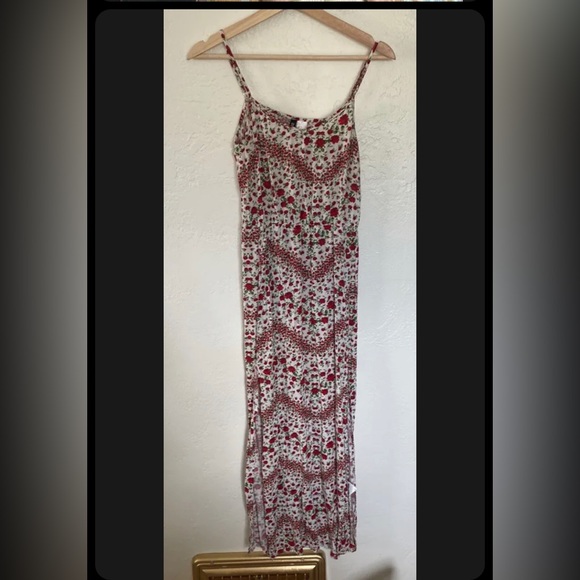 H&M Rose Bud Maxi Slip Dress - Picture 3 of 8